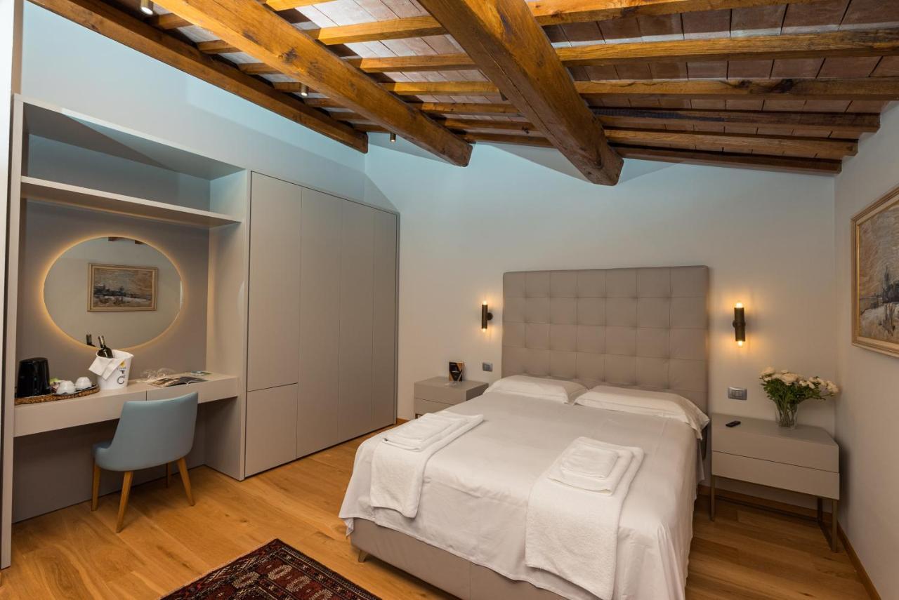 Torre del Colle Fattoria Colsantoヴィラ エクステリア 写真